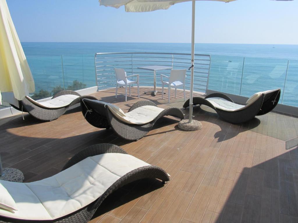 Hotel L'Approdo Άντζιο Εξωτερικό φωτογραφία