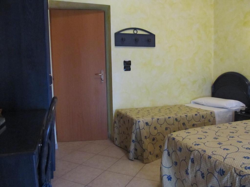 Hotel L'Approdo Άντζιο Δωμάτιο φωτογραφία