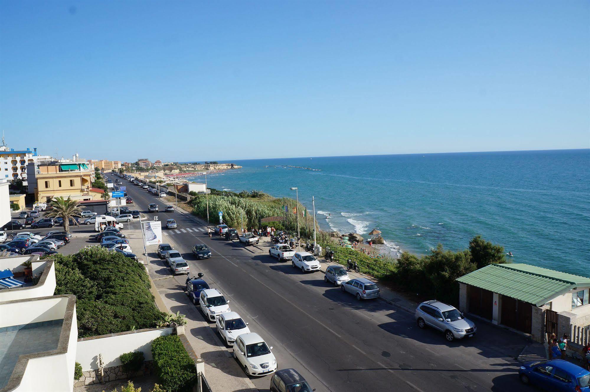 Hotel L'Approdo Άντζιο Εξωτερικό φωτογραφία