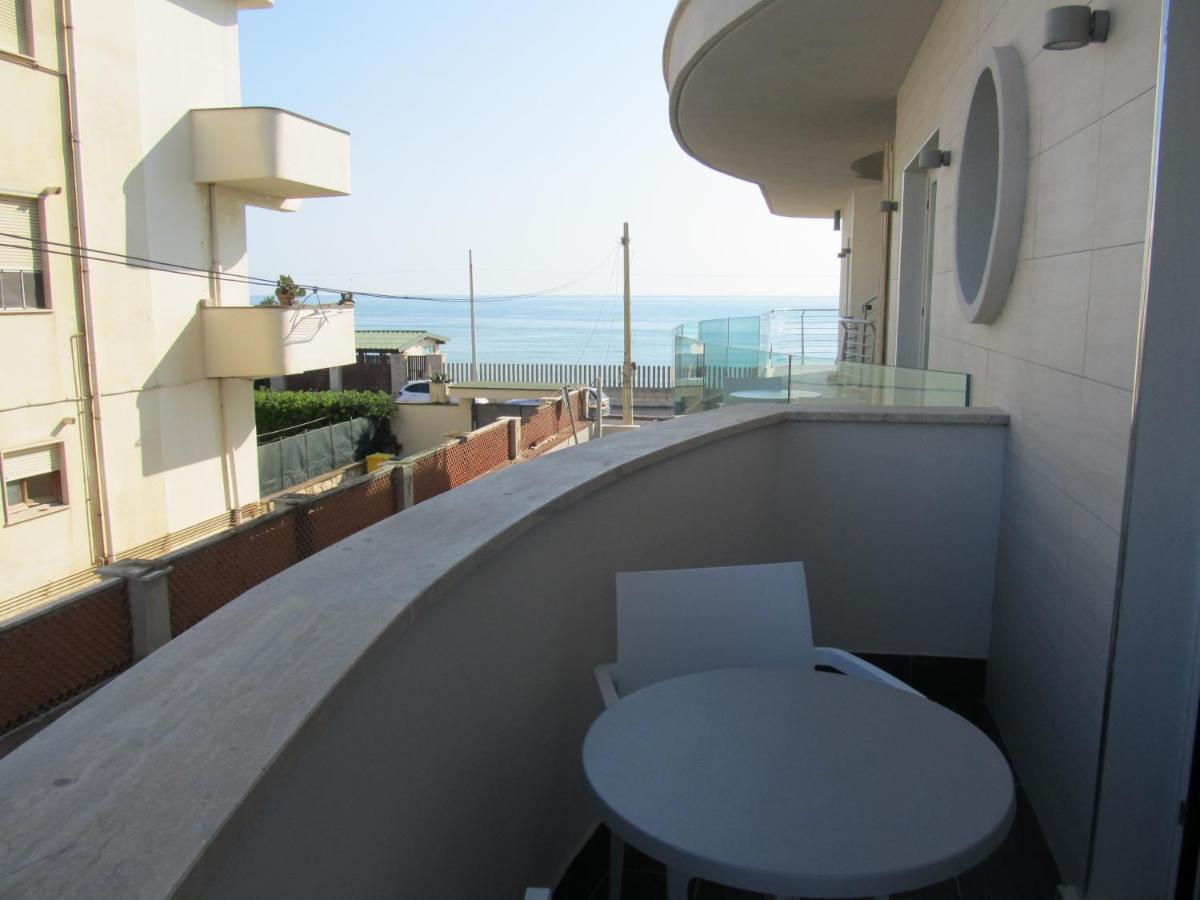 Hotel L'Approdo Άντζιο Δωμάτιο φωτογραφία